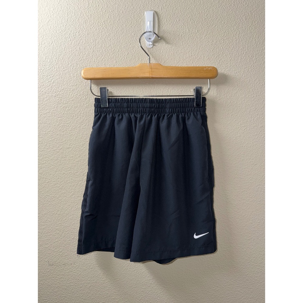 Boys Nike Drifit Shorts Size Medium